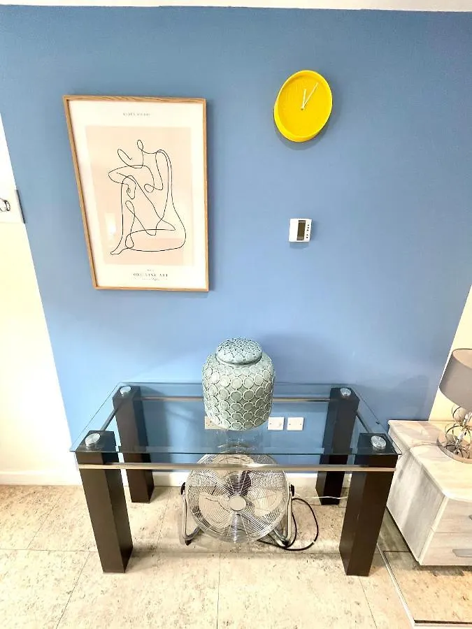 Koala & Tree - Cambridge Centric Location Renovated Studios - Short Lets & Serviced Accommodation United Kingdom